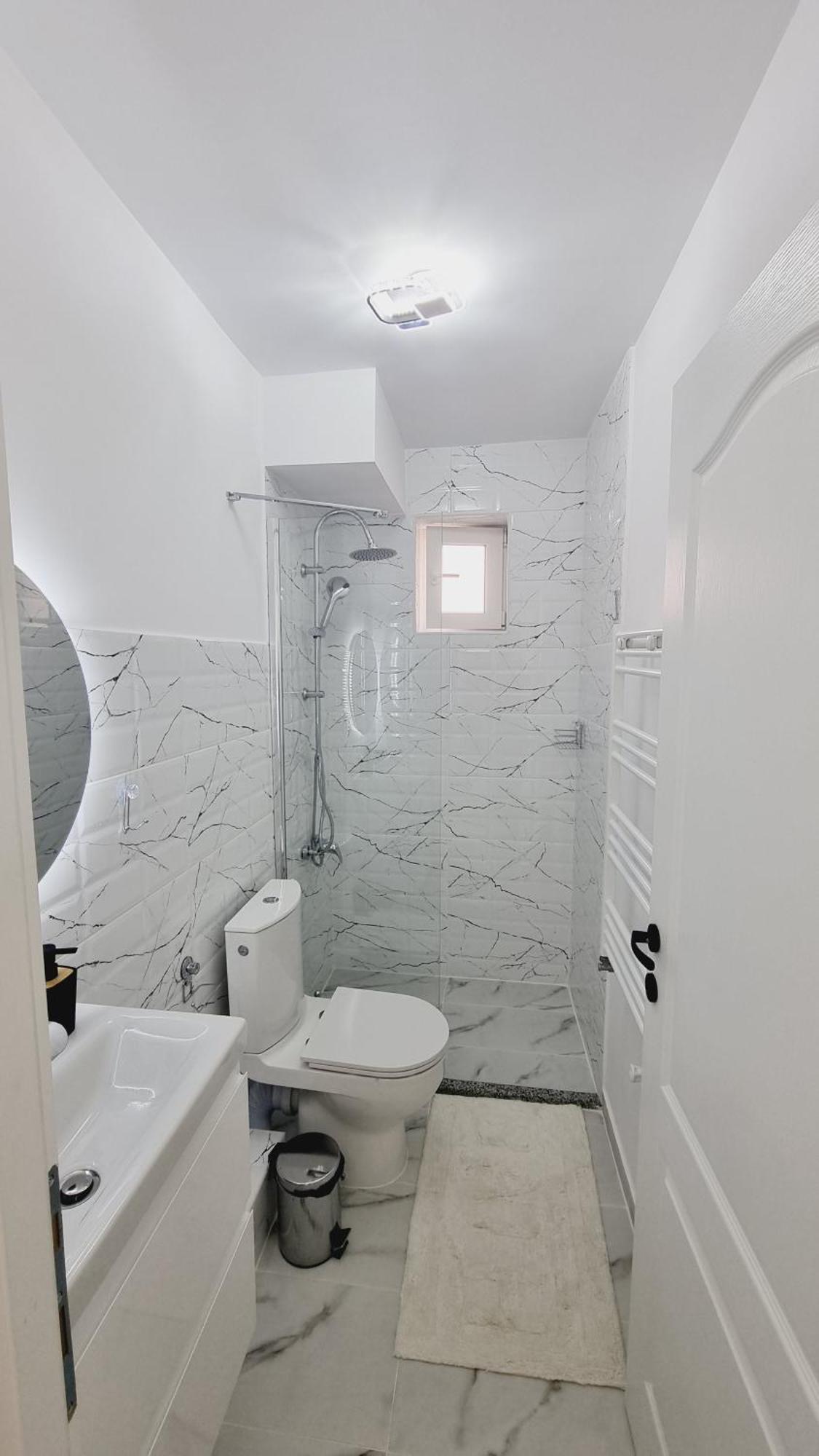 Apartament Central Pe Pietonala Nr2 Hunedoara Extérieur photo